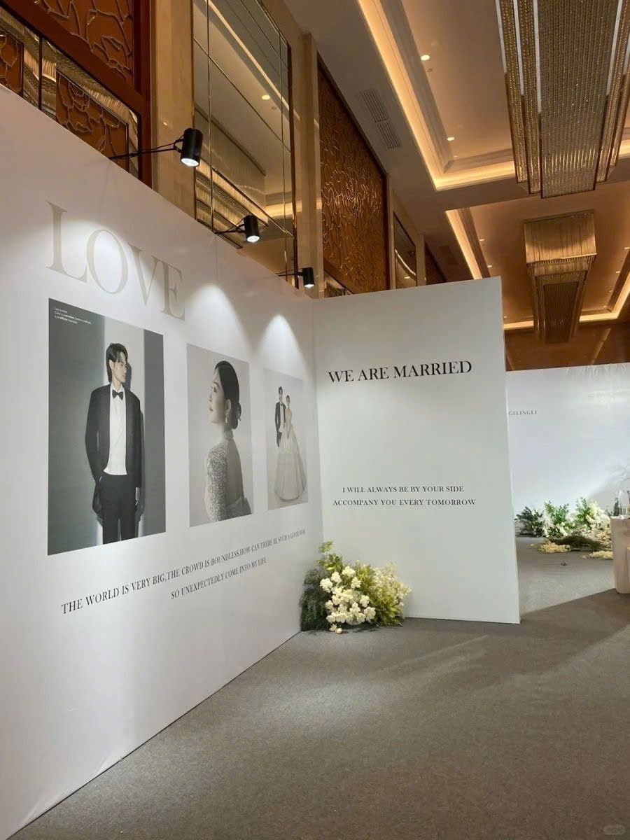 Background cưới hot nhất 2025: Xu hướng trang trí tiệc cưới không thể bỏ lỡ