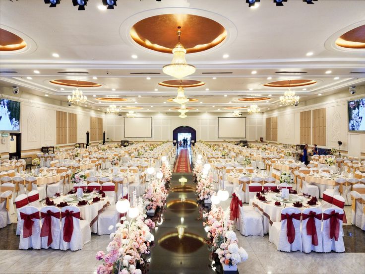Chọn trung tâm tiệc cưới như thế nào là hợp lý?
