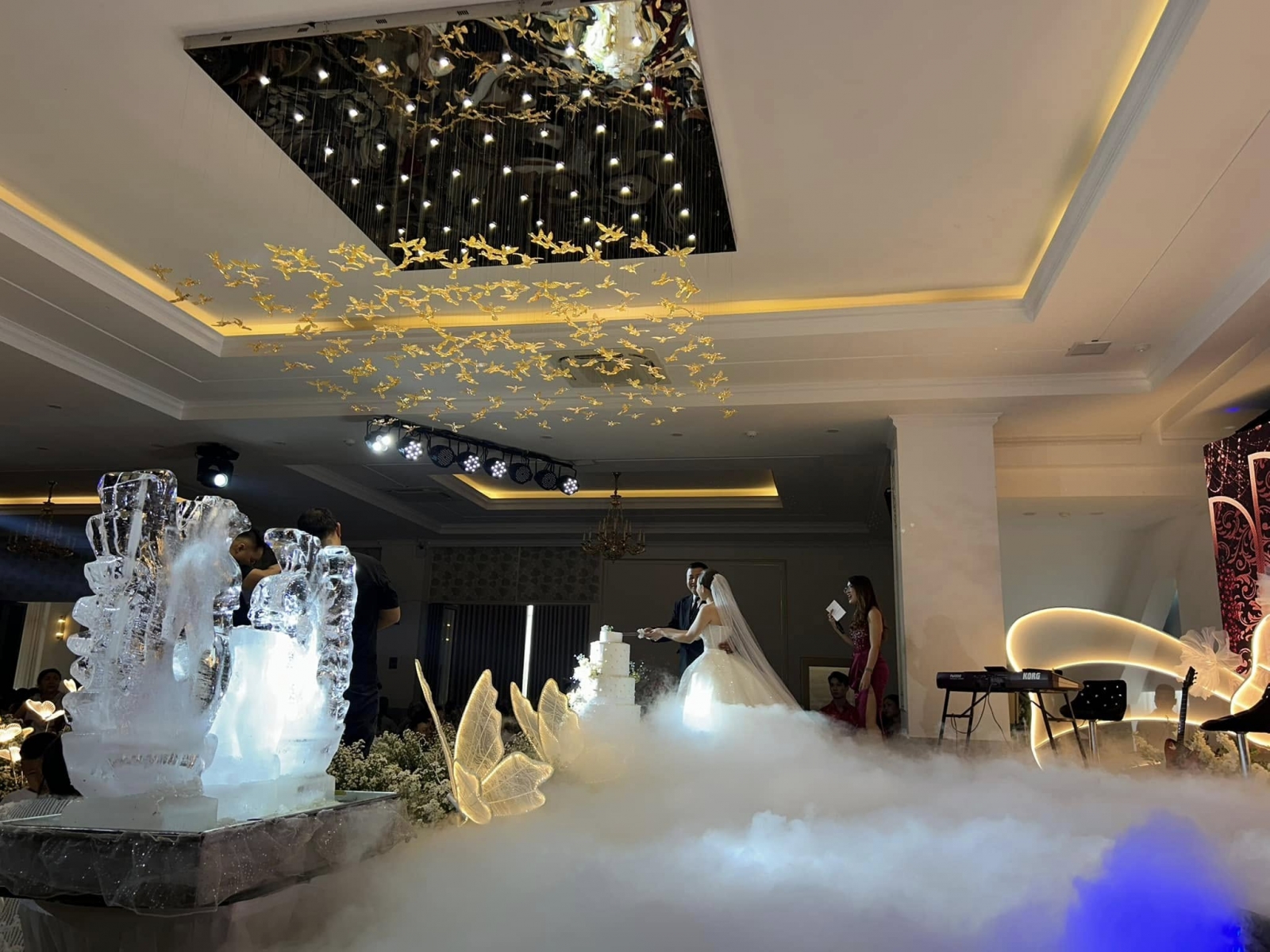 5 Bí Quyết Chọn Nhà Hàng Tổ Chức Tiệc Hoàn Hảo Cho Ngày Trọng Đại